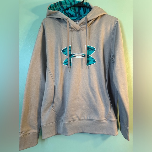 Women’s, Under Armor, hoodie , large . - Picture 1 of 3